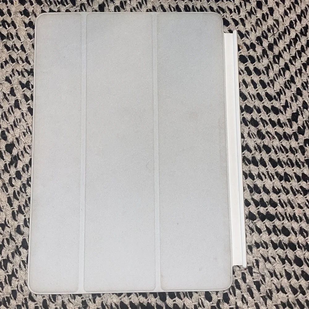 Apple IPad cover